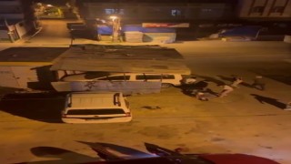 Adanada sokak ortasında tartışmada silahlar çekildi: 1 yaralı