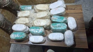 Afrinde uyuşturucu operasyonu: 10 kilo esrar, 500 bin hap ele geçirildi
