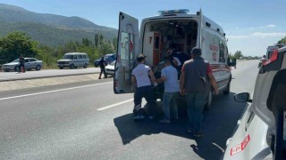 Afyonkarahisardan mevsimlik işçileri taşıyan minibüs devrildi