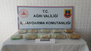 Ağrıda 10 kilo uyuşturucu ele geçirildi