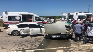 Alaçamda kaza: 1i ağır 9 yaralı