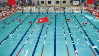 Alleben Yüzme Havuzunda tarihi başarılar yazıldı
