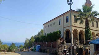 Altınolukta Kundakçı Dede Cami ilgi görüyor