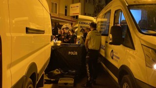 Annesini ziyaretten dönerken minibüsün altında kalan kadın hayatını kaybetti