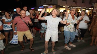 Antalya Büyükşehir Belediyesinin yaz etkinlikleri sürüyor