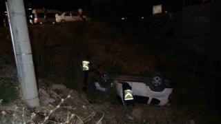 Antalyada otomobil kaza sonrası 7 metreden uçarak ters döndü: 4 yaralı