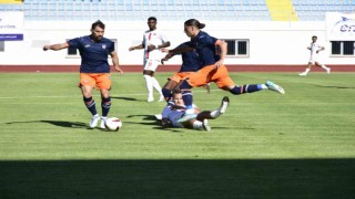 Antalyaspor hazırlık maçında Başakşehiri 2-1lik skorla geçti