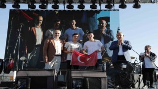 Arnavutköyde Kabotaj Bayramı kutlamaları renkli görüntülere sahne oldu