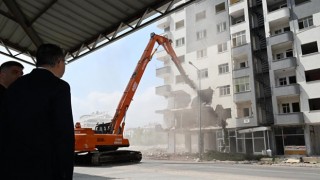 Asrın Felaketinin İzlerini Silmek İçin Çalışmalar Sürüyor