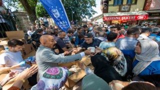 Aşure kazanları birlik için kaynadı