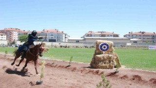 Atlı Okçuluk Türkiye Şampiyonası Çeyrek Final müsabakaları Akşehirde başladı
