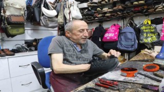 Ayakkabı tamircilerinde yoğunluk