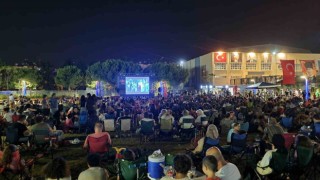 Aydın Büyükşehir Belediyesinin sinema geceleri beğeni topluyor