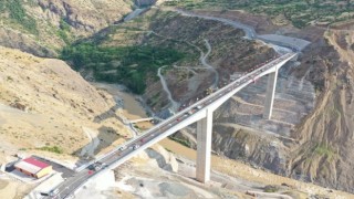 Bakan Uraloğlu: Beğendik köprüsü ile 46 milyon tasarruf sağlandı