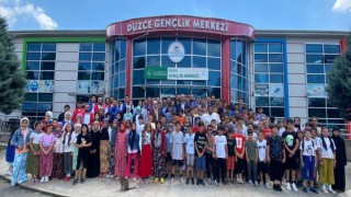 Bakan yardımcısı Eminoğlu gençlerle bir araya geldi