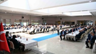 Bakan Yumaklı, bakanlık personeliyle bayramlaştı