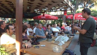 Balıkesirde çay bahçesindeki antika mezadı ilgi gördü