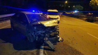 Bariyere çarpan otomobil sürücüsü 2,44 promil alkollü çıktı