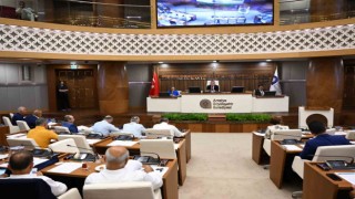 Başkan Böcek:“Toplu ulaşımın belediye eliyle yapılması gerek”