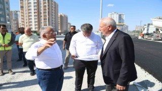Başkan Büyükkılıç, asfalt yapımına başlanan 60 milyon TLlik yolda incelemelerde bulundu
