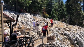 Başkanın Çardağı, ziyaretçilerin akınına uğradı