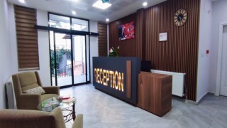 Batmanda 3 bin rakımlı Mereto Dağı eteklerine yapılan öğretmeler evi lüks otelleri aratmıyor