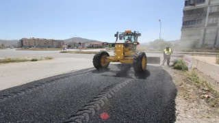 Bayburt Belediyesinin sıcak havada çevre çalışmaları hızla devam ediyor
