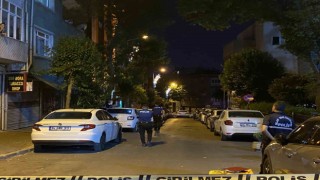 Bayrampaşada sokak ortasında çatışma çıktı, 1 polis memuru yaralandı