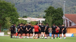 Beşiktaş, yeni sezon hazırlıklarını sürdürdü
