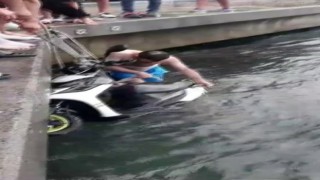 Beykozda ilginç kaza: Motosikletli denize uçtu