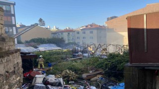 Beyoğlunda serada çıkan yangın paniğe neden oldu