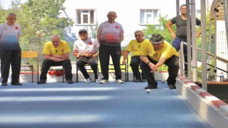 Bilecikin ihtiyar delikanlıları 60 Yaş ve Üstü Yetişkin Gençler Huzur Bocce Şampiyonasına hazırlanıyorlar