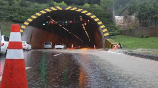 Bolu Dağı Tüneli İstanbul yönü ulaşıma kapatıldı