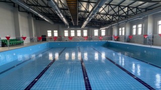 Bozdoğan yarı olimpik yüzme havuzu gün sayıyor