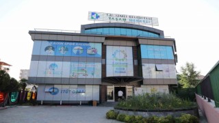 Bu merkezde asırlık çınar evi bile var