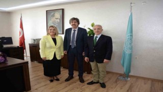 BUÜ Tıp Fakültesinin en genç ve ilk kadın dekanı görevi devraldı
