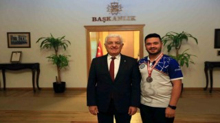 Büyükşehir okçularından Avrupada büyük başarı
