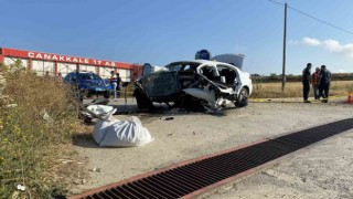 Çanakkalede sürücüsünün hayatını kaybettiği kazada araçtan 10 kilo esrar, 4 kilo uyuşturucu hap çıktı