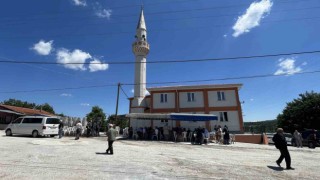 Çanda Bardakçılar köyü camii ibadete açıldı