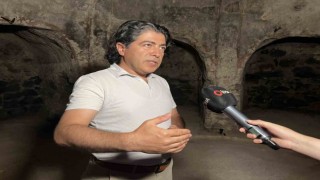 Çatısında amfora, bodrumunda pagan mezarı bulunan Şeyh Süleyman Mescidi dikkat çekiyor