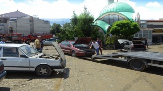 Çaycumada selin vurduğu galerici esnafından belediyeye tepki