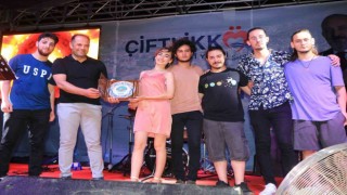 Çiftlikköy Gençlik Festivali Azra konseriyle sona erdi