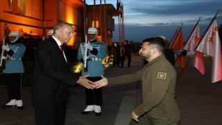 Erdoğan Ukrayna Devlet Başkanı Zelenski ile görüşüyor