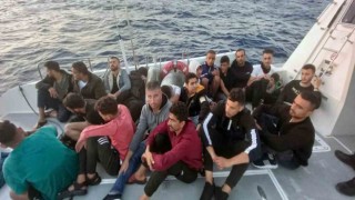Datçada 20 düzensiz göçmen kurtarıldı