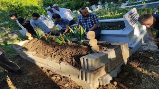 Denizden cansız bedeni çıkan genç toprağa verildi