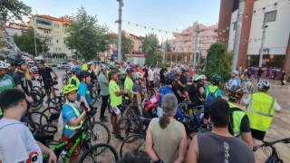 Denizlide pedallar bisikletli cinayetleri için çevrildi