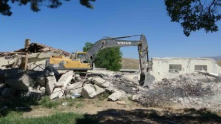 Deprem Sultansuyu Harasında 235 milyonluk tahribata neden oldu