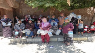 Depremden sonra suyu kesilen mahalle çözüm bekliyor