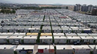 Konteyner kentte yaşayan vatandaşlar hayatlarından memun