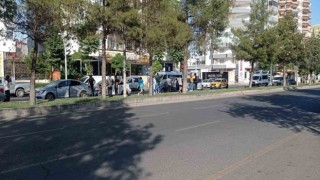 Diyarbakırda 5 aracın karıştığı kazada maddi hasar oluştu